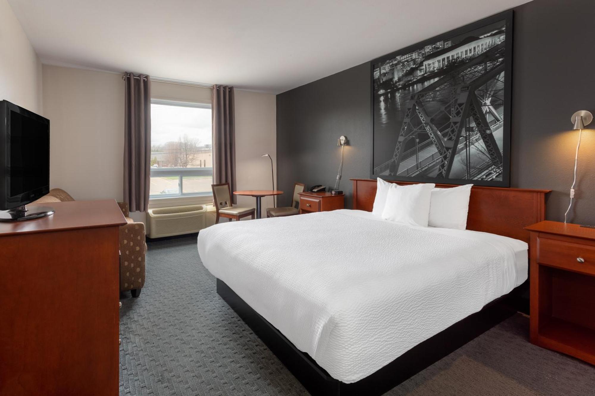 מלון Super 8 By Wyndham Trois-Rivières מראה חיצוני תמונה